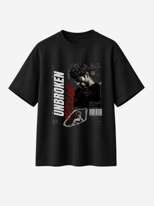 Schwarzes Vyfinity Oversized T-Shirt mit „Unbroken“ Frontprint. Das moderne Streetwear-Design zeigt ein monochromes Männerporträt kombiniert mit roter Typografie, Barcode, technischen Grafikelementen und inspirierenden Statements. Premium Baumwollshirt im Urban- und Luxury-Streetwear-Stil für Damen und Herren.