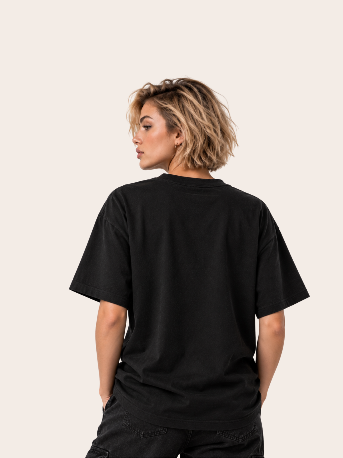 VYFINITY Control The Noise – Relaxed Fit T-Shirt 215 GSM – Schwarz – Damen – Rückansicht