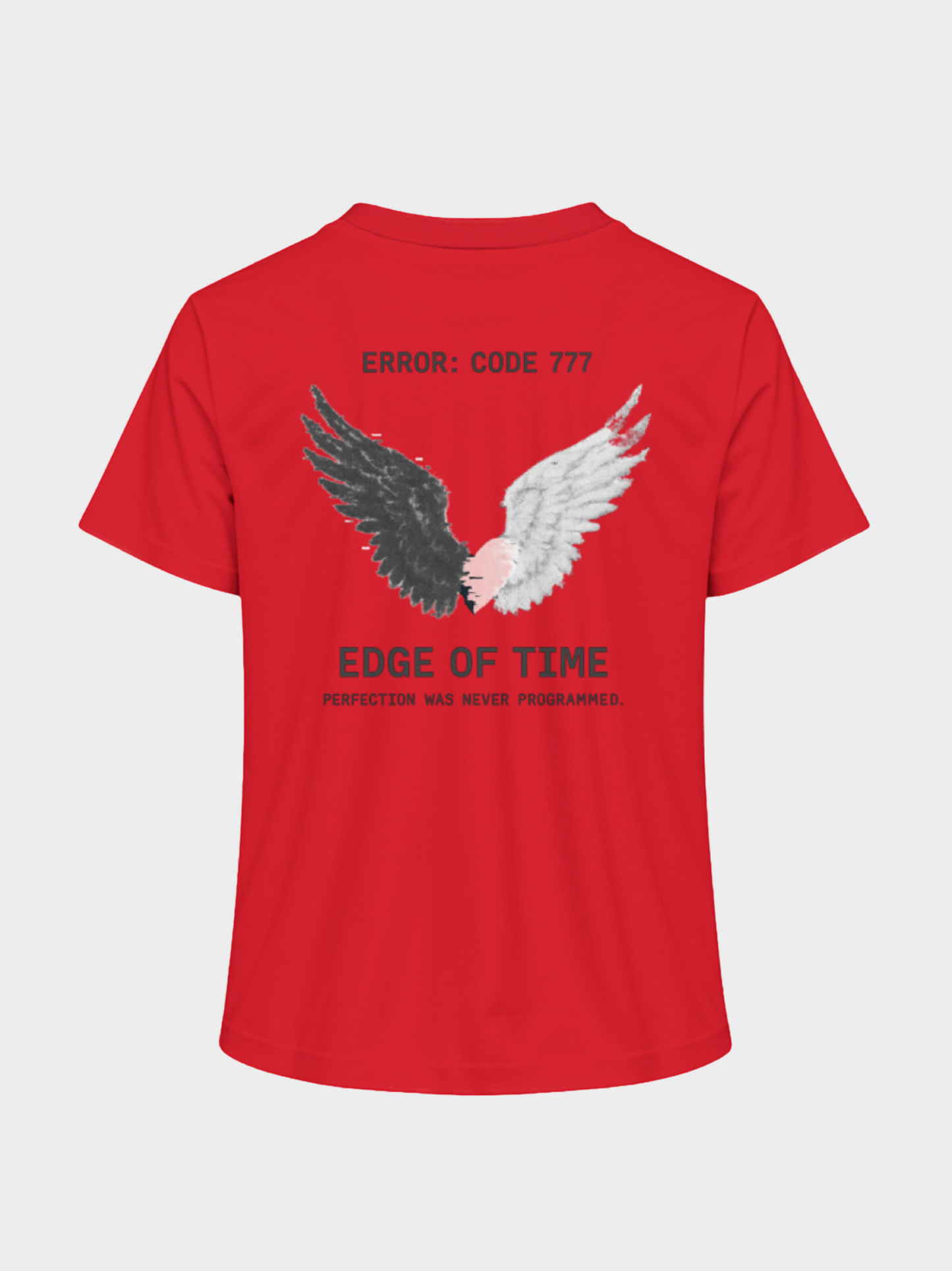 Vyfinity Edge of Time T-Shirt in Rot, Rückseite. Engelsflügel-Design in Schwarz und Weiß mit Herz in Rosa, Schriftzug „Error: Code 777“ und Motto „Edge of Time – Perfection was never programmed“. Streetwear Style für Damen.