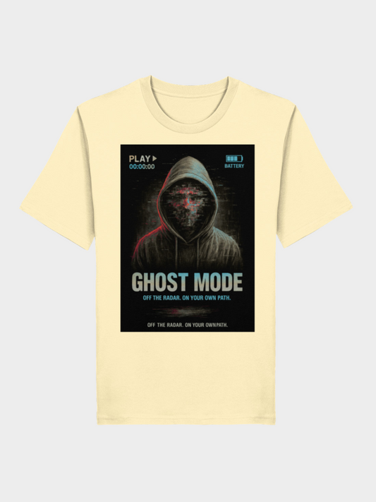 Vyfinity Ghost Mode T-Shirt in Hellgelb mit Cyberpunk-Hoodie und Glitch-Design. Schriftzug „Ghost Mode – Off the Radar. On Your Own Path.“ in Neonfarben.