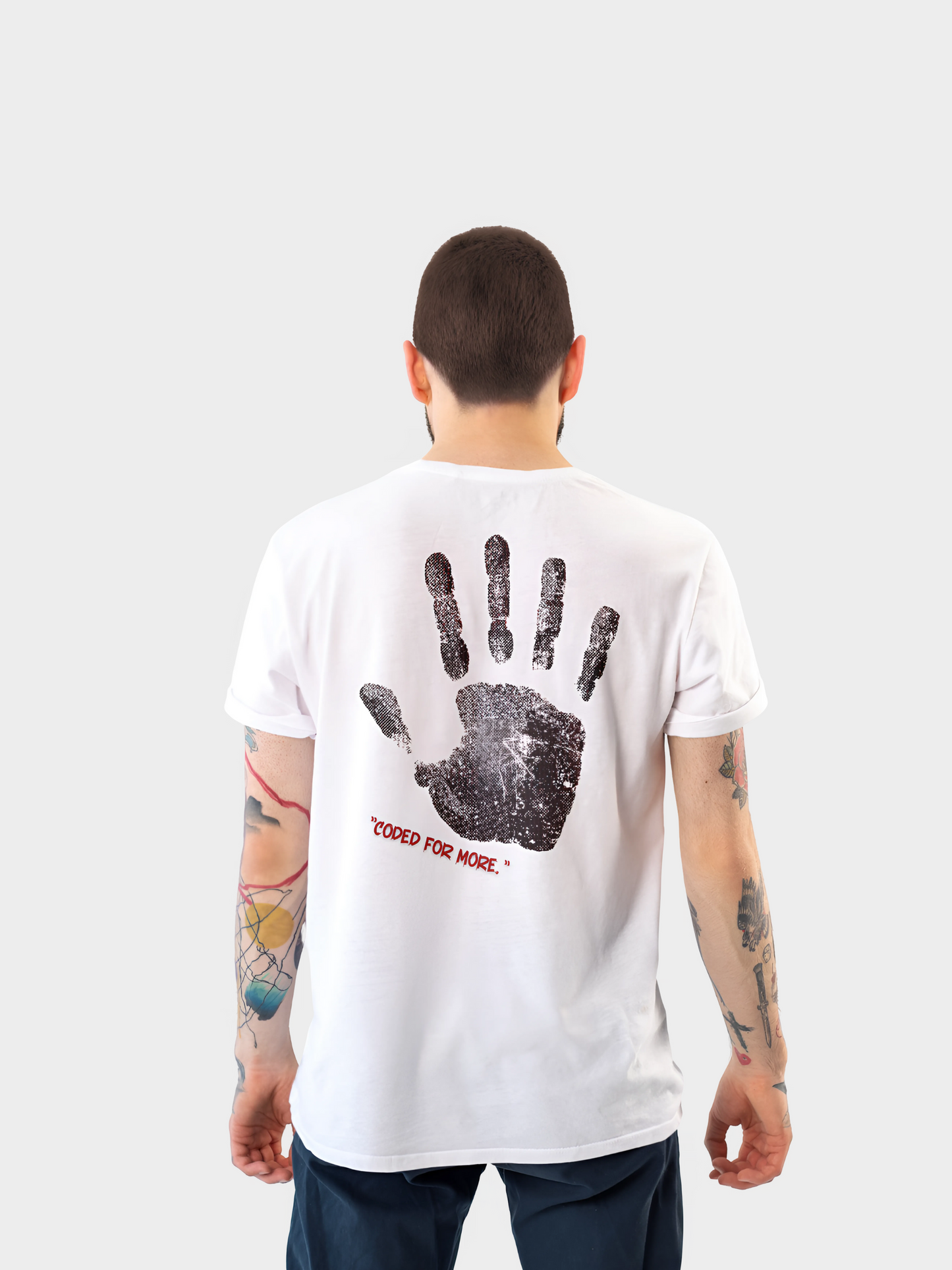 T-Shirt „Coded for More.“ – Handabdruck & Binärcode Design | Vyfinity®