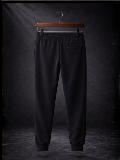 VYFINITY Black Edition – Signature Set (Hoodie + Jogger)