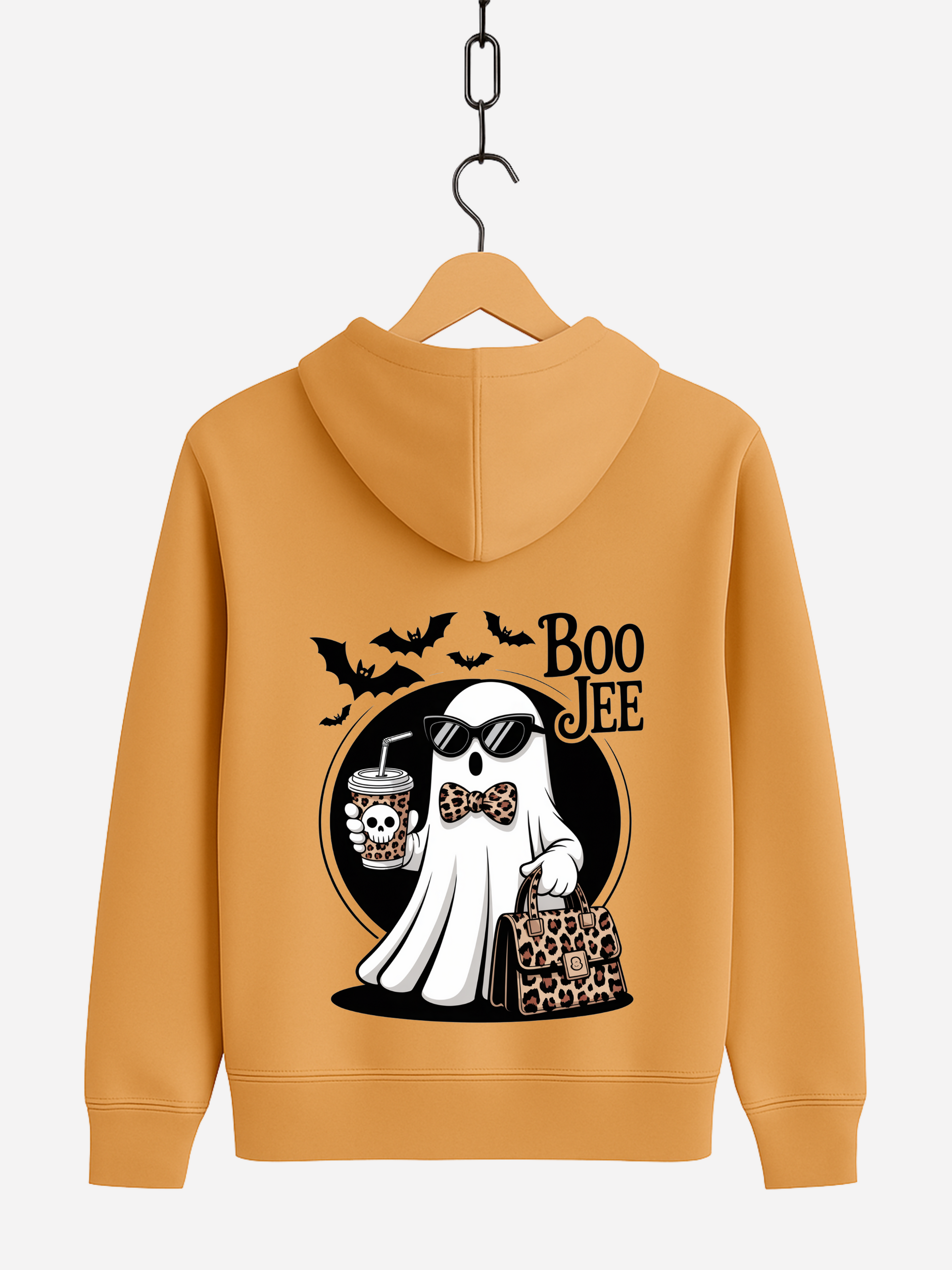 Mokka Zipper mit Rückendruck: cooles Geist-Motiv mit Sonnenbrille, Schleife und Leoparden-Tasche, dazu Schriftzug Boo Jee und fliegende Fledermäuse.