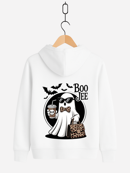 Weiss Zipper mit Rückendruck: cooles Geist-Motiv mit Sonnenbrille, Schleife und Leoparden-Tasche, dazu Schriftzug Boo Jee und fliegende Fledermäuse.