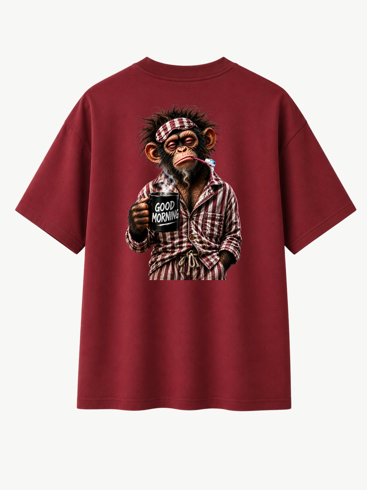 Burgunderrotes VYFINITY T-Shirt in Rückansicht mit großem „Good Morning“-Affenmotiv. Der Affe trägt einen rot-weiß gestreiften Schlafanzug, hält eine dampfende schwarze „GOOD MORNING“-Kaffeetasse und hat eine Zahnbürste im Mund. Produktfreisteller vor hellem Hintergrund.