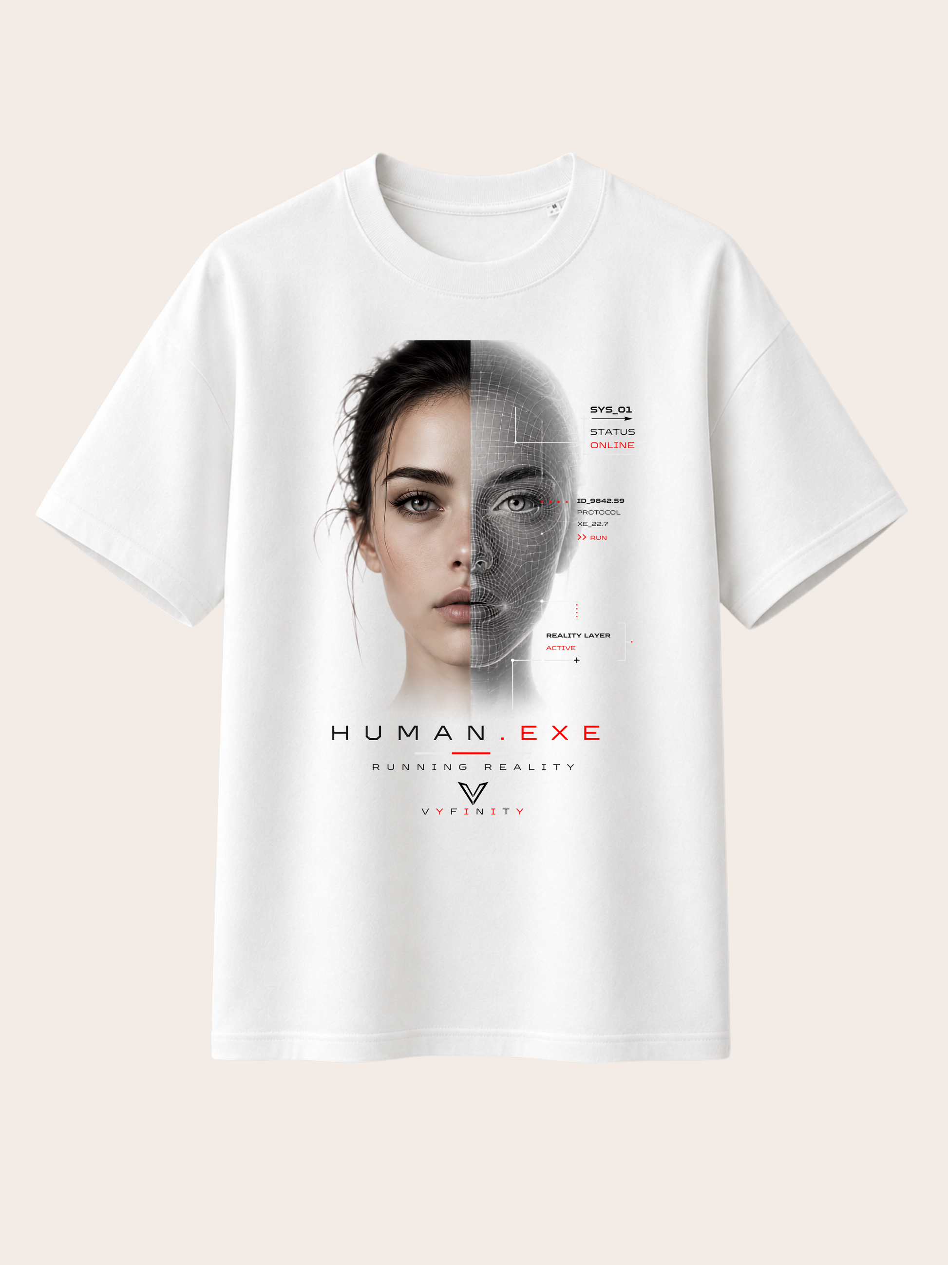 „Weißes VYFINITY Relaxed Fit T-Shirt mit futuristischem HUMAN.EXE Grafikprint, halb menschlichem, halb digitalem Frauenporträt und roten Tech-Details.“