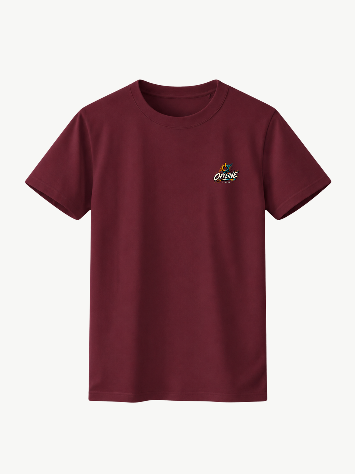 Burgunderrotes VYFINITY T-Shirt in Frontansicht mit kleinem „OFFLINE“-Print auf der linken Brust. Dezentes Streetwear-Motiv in Weiß, Orange und Türkis.