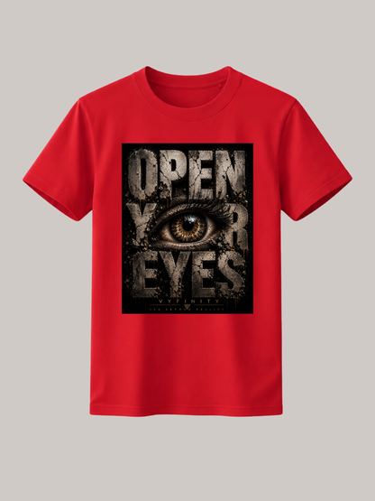 Rotes Unisex Classic Fit T-Shirt mit großem „OPEN YOUR EYES“-Print und realistischem Auge im markanten Grunge-Design. Premium Streetwear von VYFINITY mit urbanem Vintage-Look auf freigestelltem Studiohintergrund.