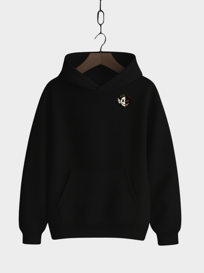 Vyfinity Oversize Hoodie in Schwarz mit kleinem Brustprint – Engel und Teufel Half Face Design, Unisex Kapuzenpullover im minimalistischen Streetwear Look.
