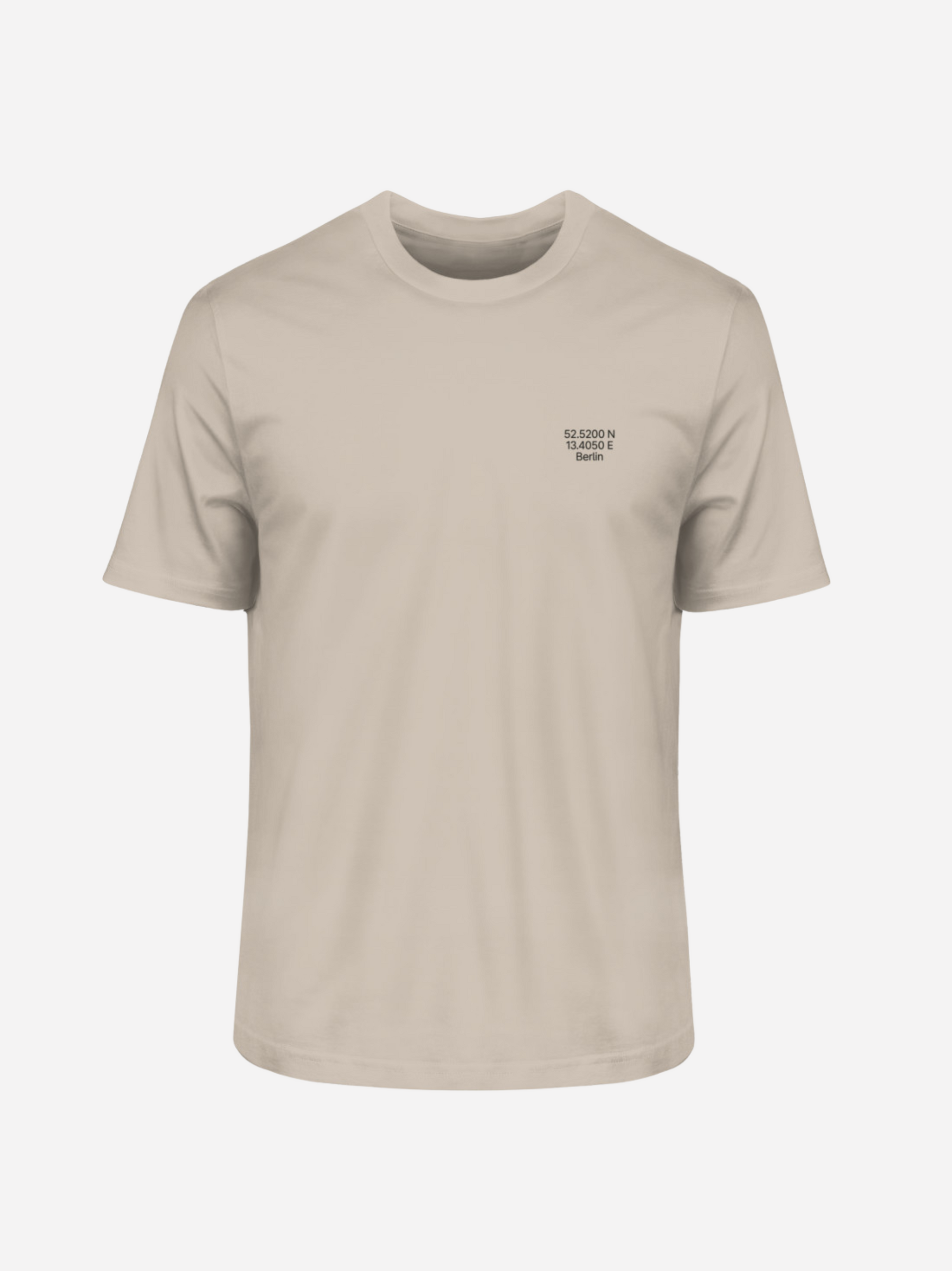 Vyfinity Berlin T-Shirt in Desert Dust mit schwarzem Berlin-Skyline-Print und Koordinaten