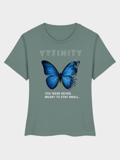 Vyfinity Butterfly T-Shirt Mintgrün Frontansicht – Damen Shirt mit blauem Schmetterling und inspirierendem Spruch You Were Never Meant To Stay Small