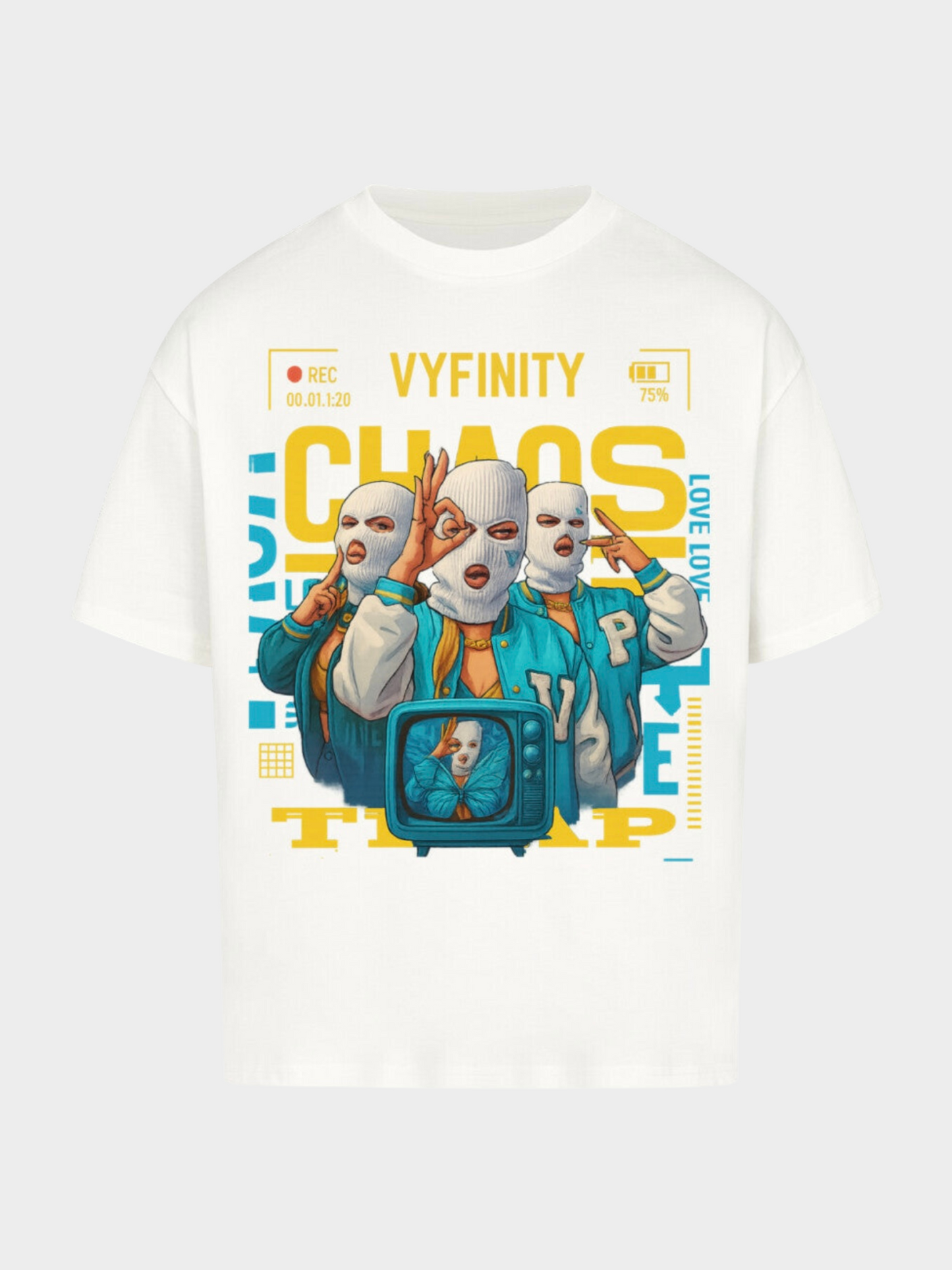 Vyfinity Chaos Trap T-Shirt in Weiß, Vorderansicht. Grafik mit drei maskierten Figuren, gelben CHAOS-Lettern und Fernseher-Element.