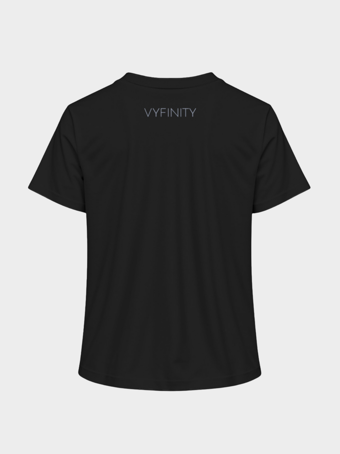 Vyfinity Classic T-Shirt in Schwarz, Rückansicht mit kleinem Vyfinity Logo im Nackenbereich. Minimalistisches Damen Basic-Shirt für Streetwear, Freizeit und Casual Looks.