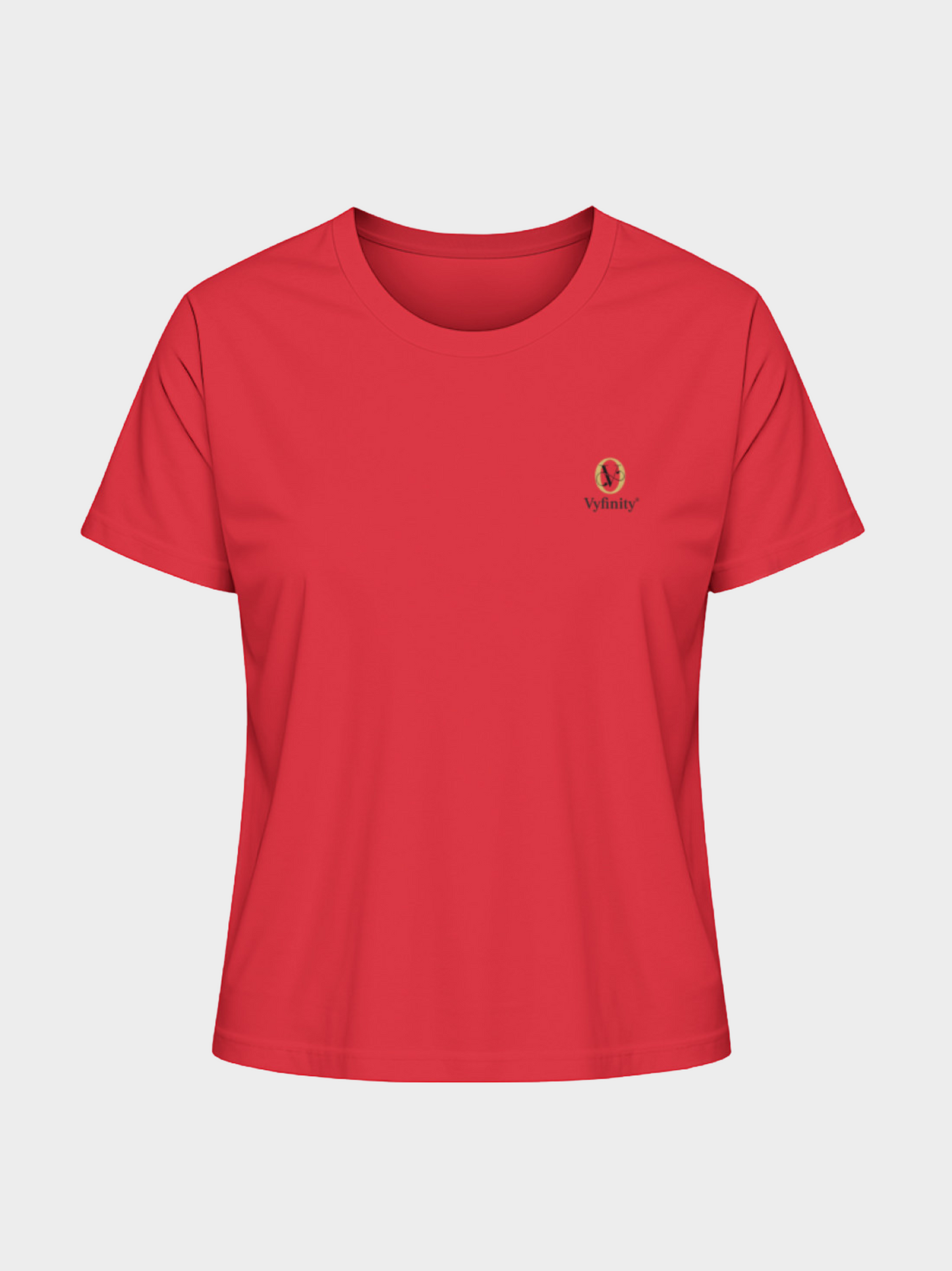 Vyfinity T-Shirt in kräftigem Rot mit kleinem gold-schwarzen Logo-Emblem auf der Brust. Luxuriöses Streetwear-Design mit starkem Farbkontrast.