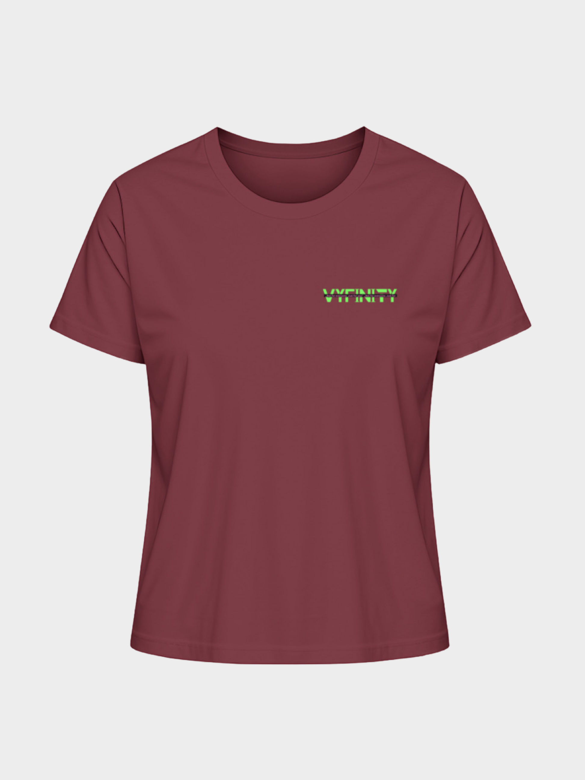 Vyfinity Logo T-Shirt in Bordeaux, Frontansicht. Modernes Streetwear-Design mit kleinem neon-grünen Logo-Print auf der linken Brust. Minimalistischer urbaner Look mit markantem Farbkontrast.