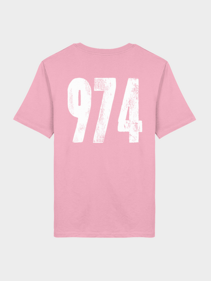 Vyfinity Omertà T-Shirt in Rosa Rückseite mit großem 974 Print im Vintage Look