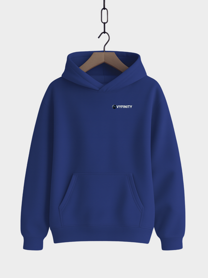 Vyfinity Planet Hoodie in Farbe Worker Blue mit kleinem Logo-Print auf der Brust, gemütlicher Kängurutasche und Kapuze – Unisex Streetwear im Oversized-Look für Alltag und Freizeit
