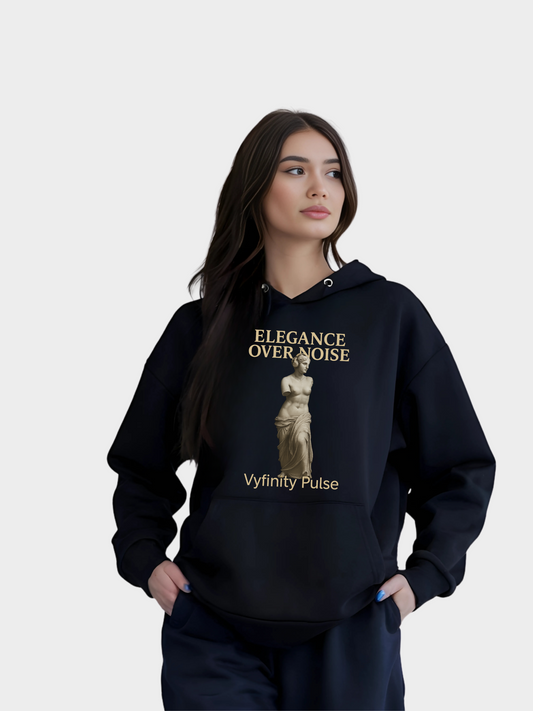 Vyfinity Pulse Hoodie in Schwarz mit Elegance Over Noise Design und goldener Statue