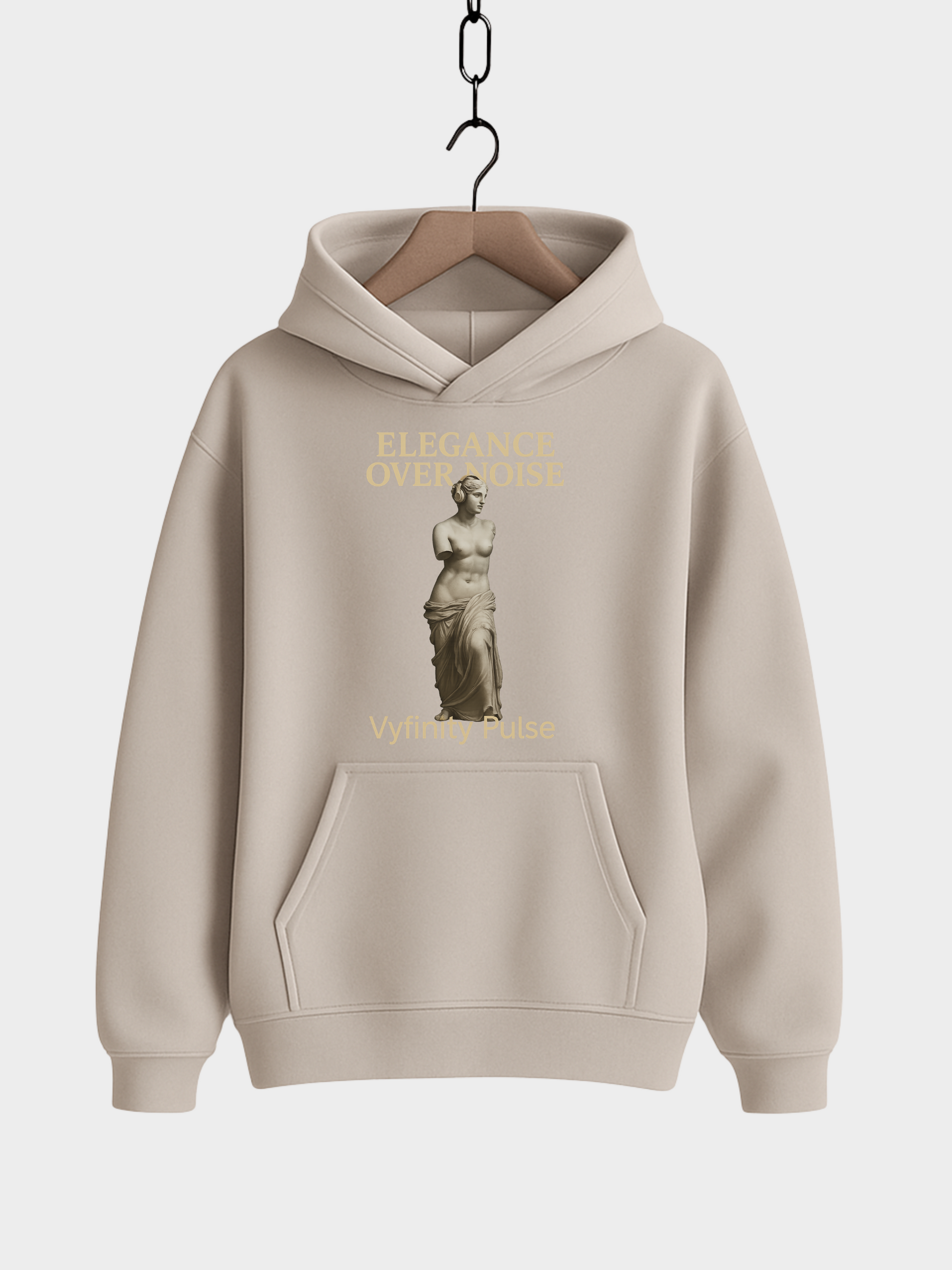 Sand Hoodie Vyfinity Pulse Elegance Over Noise mit goldener Statue und Schriftzug