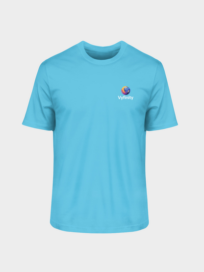 Vyfinity T-Shirt in Aqua-Blau mit farbigem Logo auf der linken Brust. Moderner, minimalistischer Style mit auffälliger Farbe, ideal für Streetwear und Freizeit.