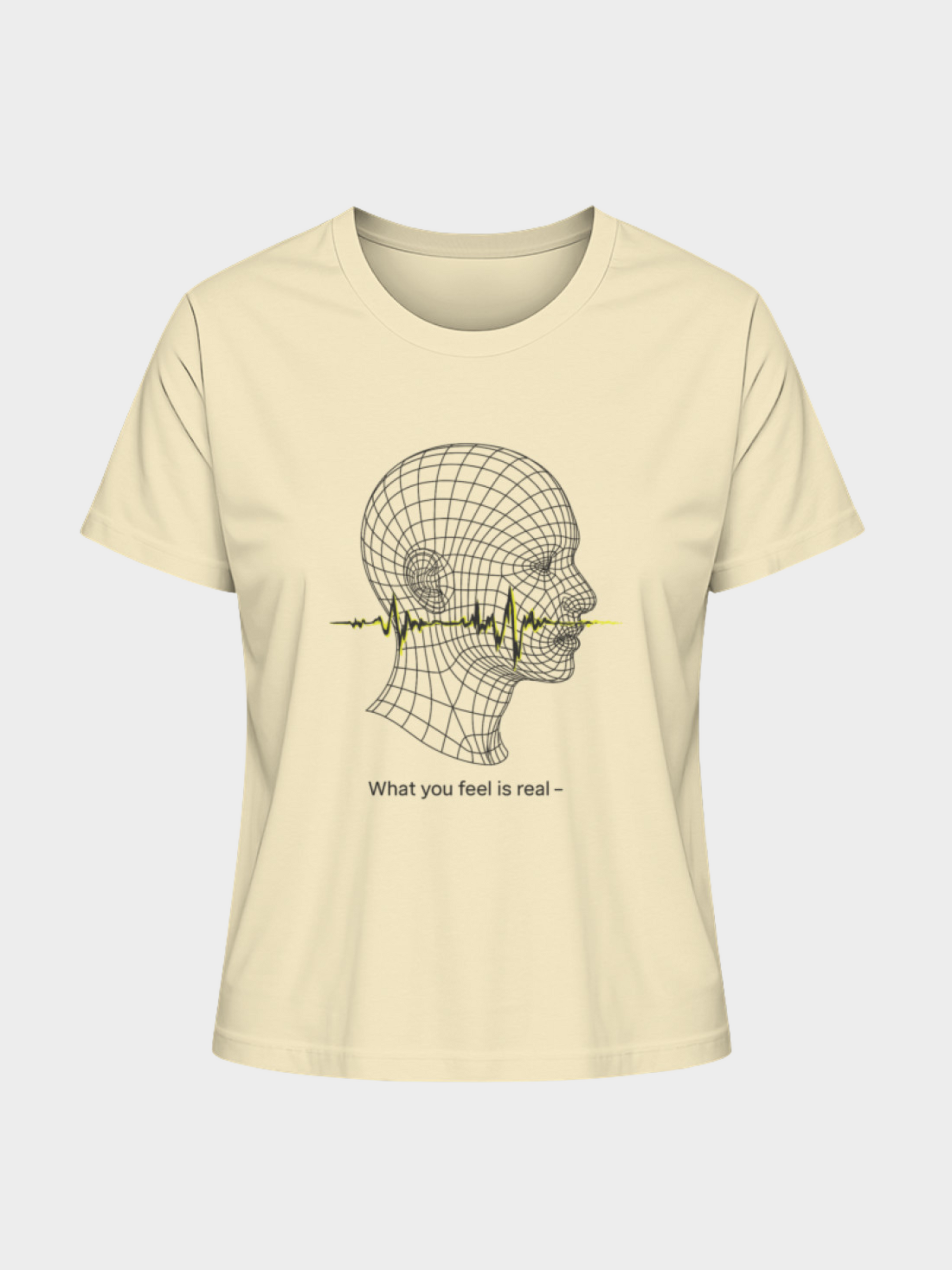 Beiges Vyfinity T-Shirt mit futuristischem Linienkopf-Design und gelbem Soundwave-Effekt. Unter dem Motiv der Schriftzug „What you feel is real –“. Modernes Graphic-Tee im minimalistischen Streetwear-Stil.